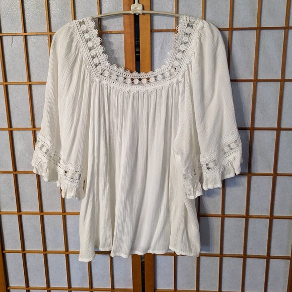 Forever 21 Tops - White Bohemian Blouse
